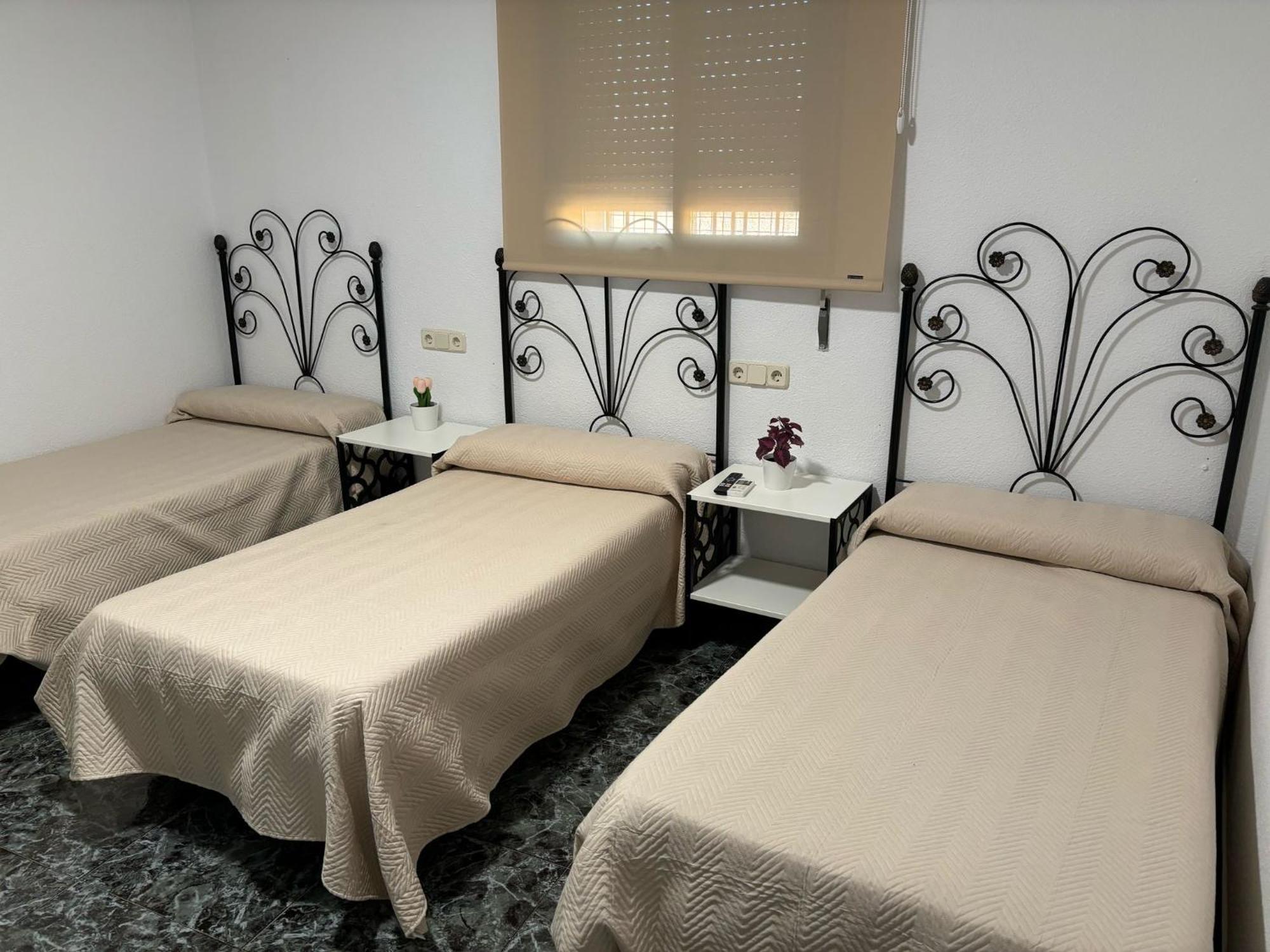 Hostal Restaurante La Noria Arquillos Экстерьер фото
